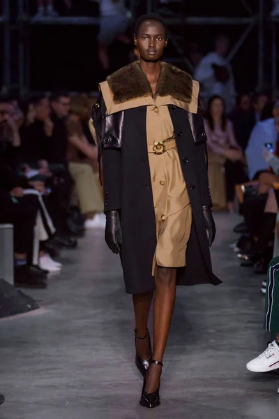 Look 85